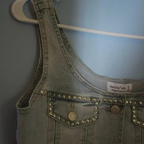Vanilla Star NWOT Button Front Cropped Jean Tank Top Size Medium - Picture 9 of 16